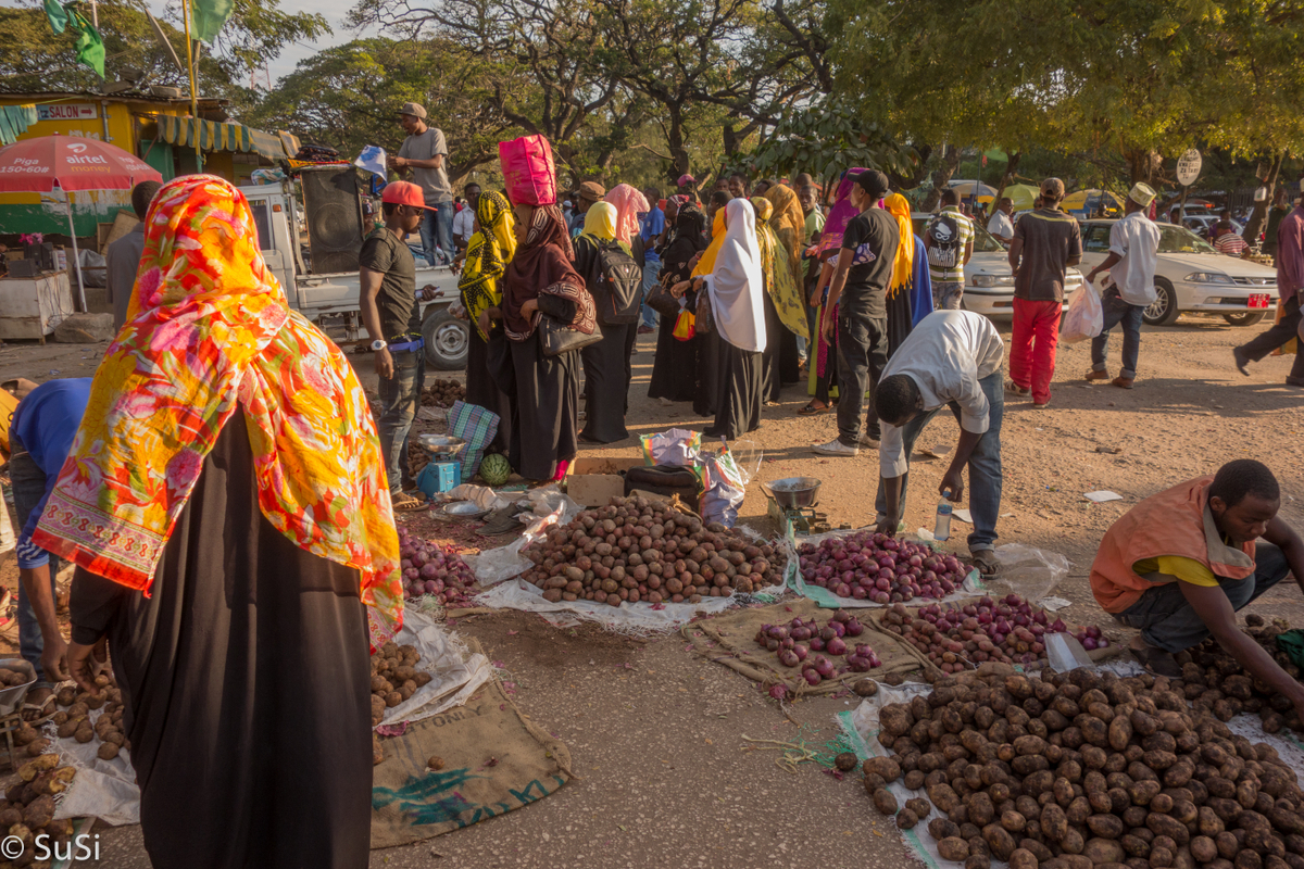 Gemüseverkauf auf dem Markt Gemüseverkauf auf dem Markt