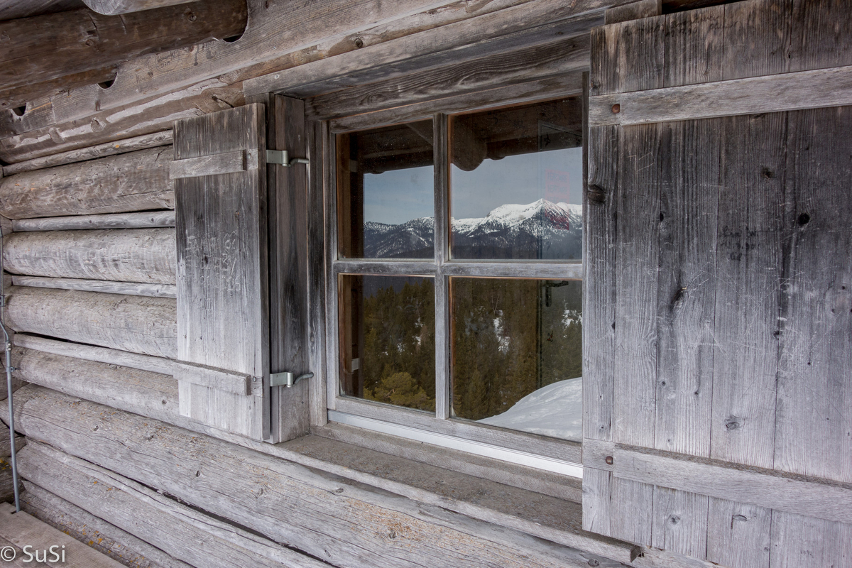 1460397893_3 1460397893_3