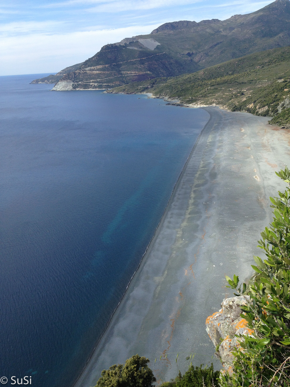 Schwarzer Strand bei Nonza Schwarzer Strand bei Nonza